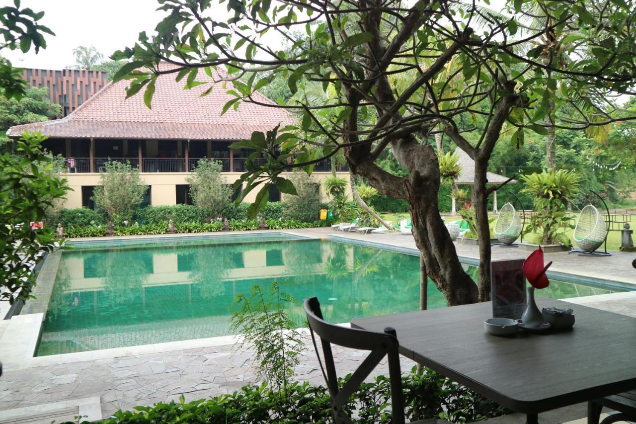 Amanuba Hotel & Resort Rancamaya Bogor Exterior photo