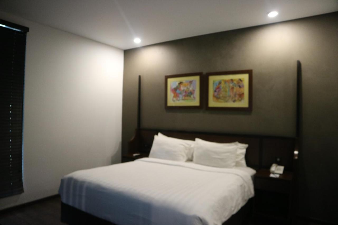 Amanuba Hotel & Resort Rancamaya Bogor Exterior photo