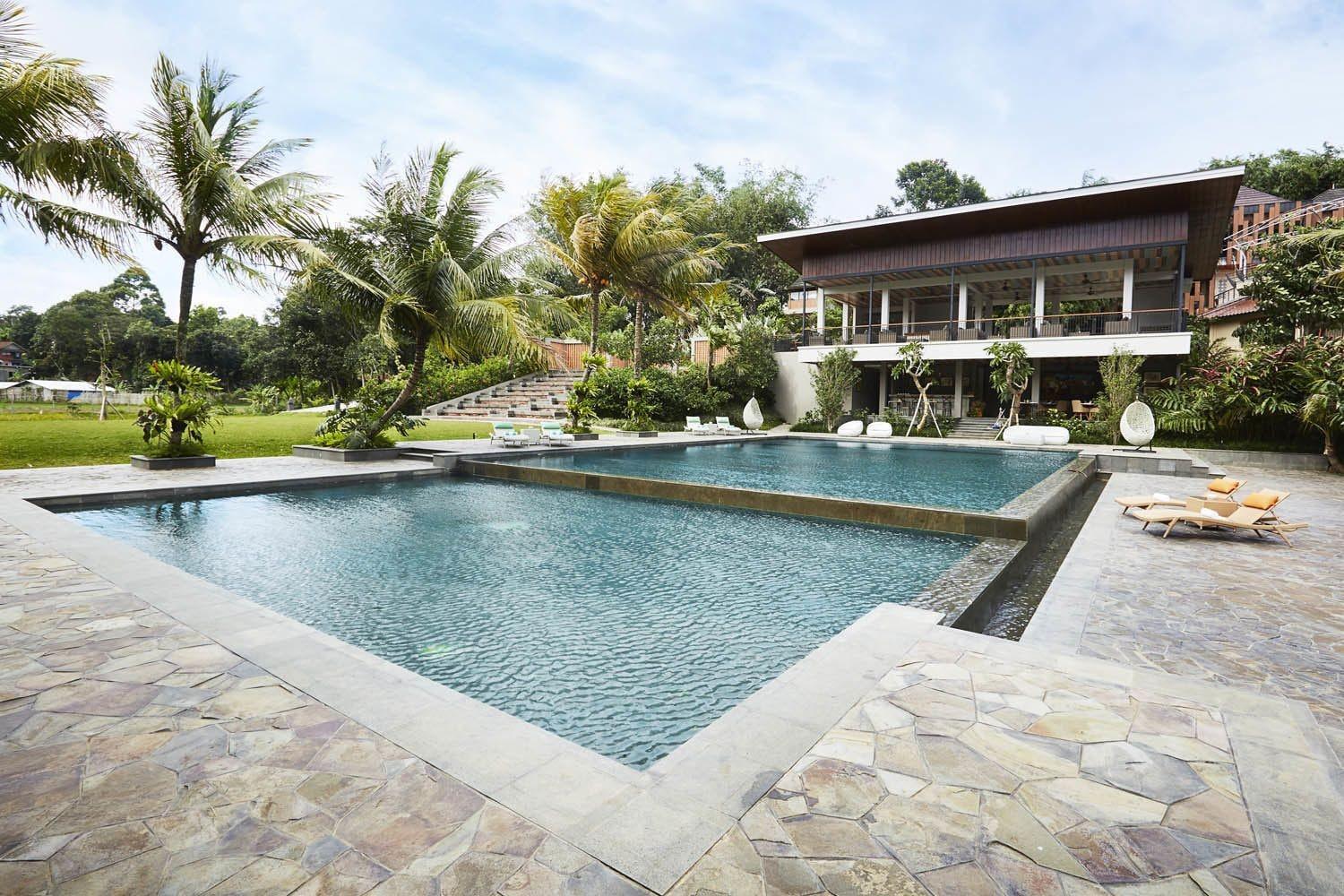 Amanuba Hotel & Resort Rancamaya Bogor Exterior photo